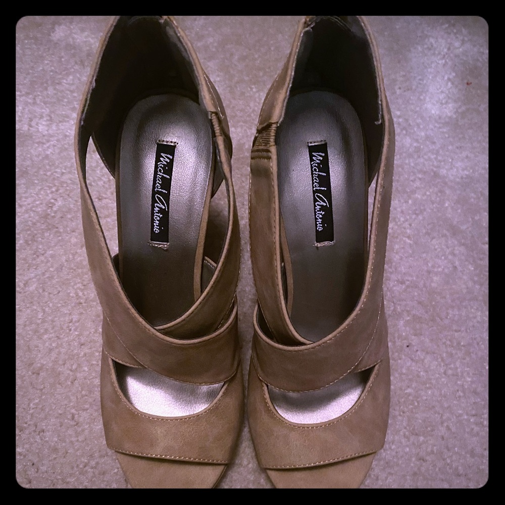 Michael Antonio heel